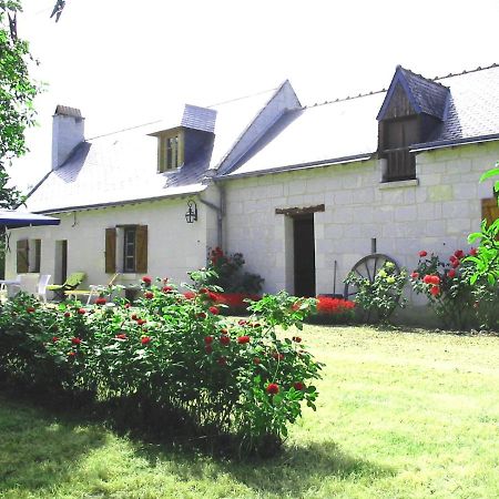 La Maison Tournesol - 3 Bedroom House With Large Garden Near Saumur Saint-Martin-de-la-Place Bagian luar foto